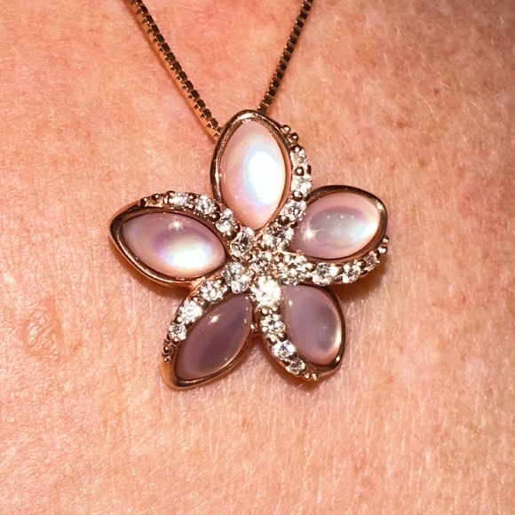 14K Rose Gold Plumeria Pendant with Pink Mother of Pearl Inlay .25 Ct diamonds - Picture 4 of 4
